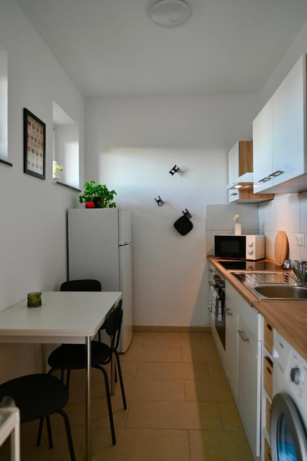 Modernes Apt Mit Direkter Anbindung Zur City Und Messe Hanover Exterior photo